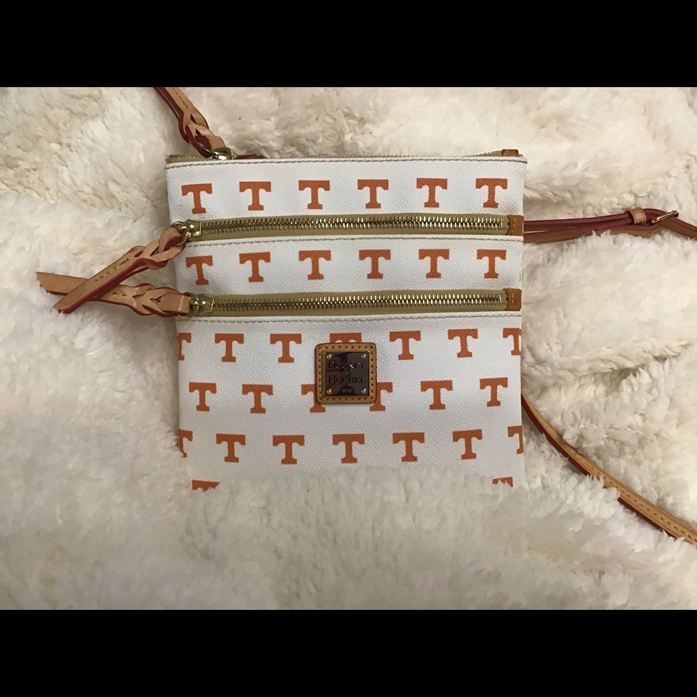Dooney and Bourke small purse